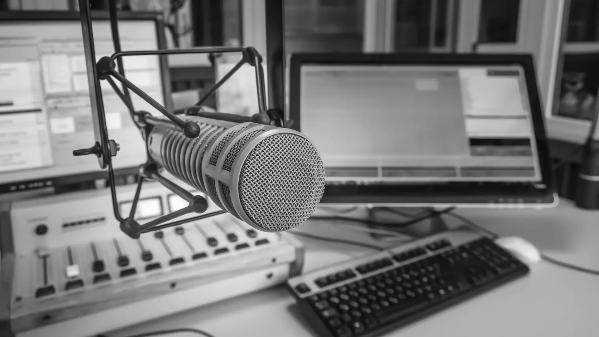 Podcast Intro Outro Anmoderation