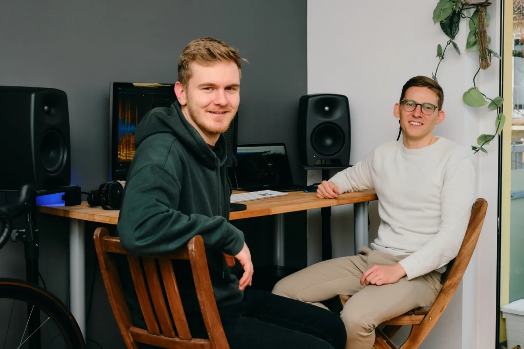 Have a podcast intro created - Request a podcast intro online Podcast Schnitt Podcast Schneiden Lassen